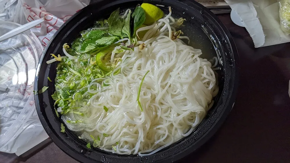 Plain Rice Noodles with Soup